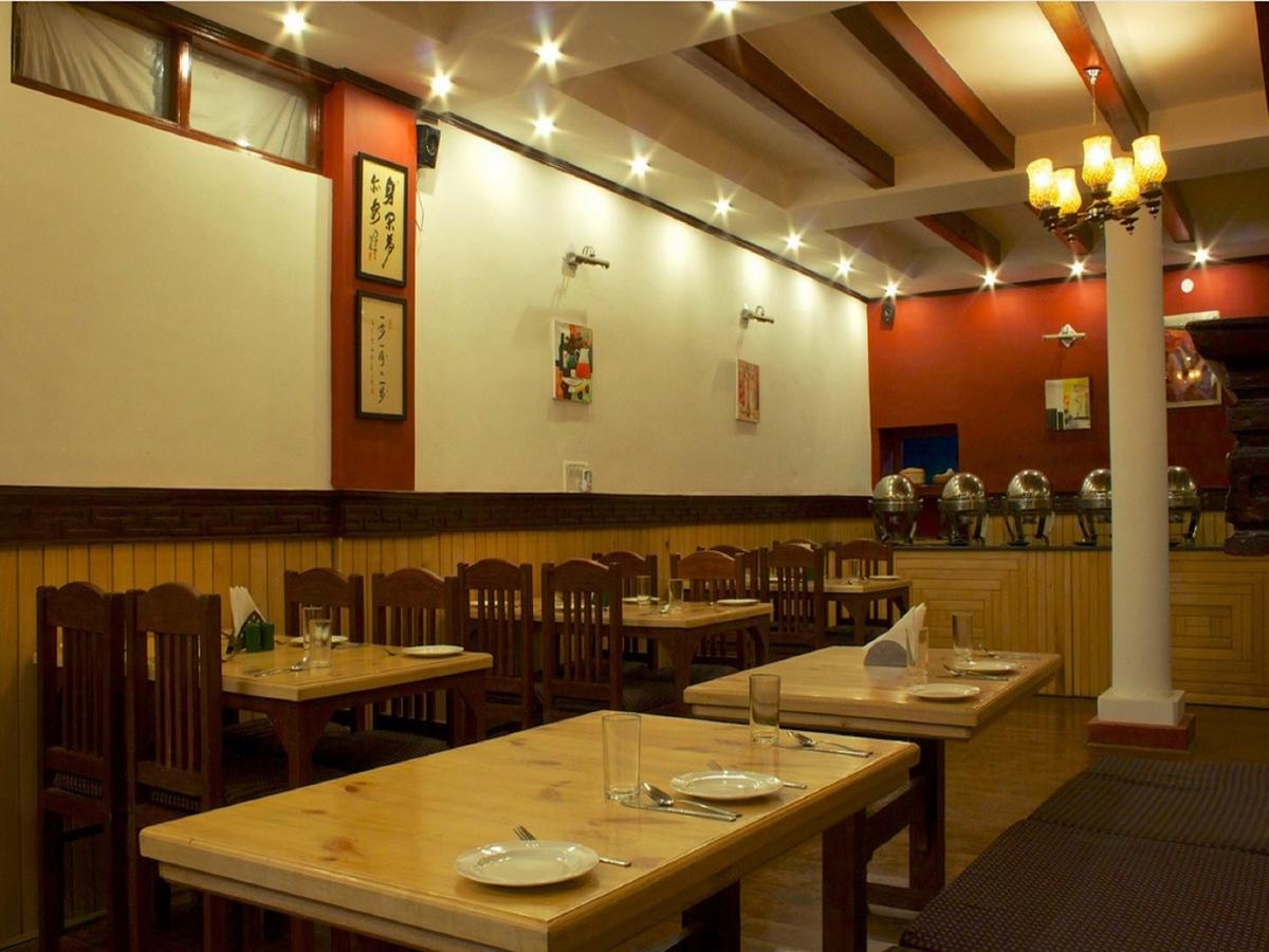The Mogol Hotel Leh Exterior photo